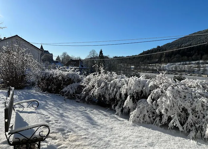 Bright Apartament Near The Castle Free Parking Comfort & Elegance